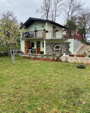 Kalista Villa Jurdani Buitenkant foto