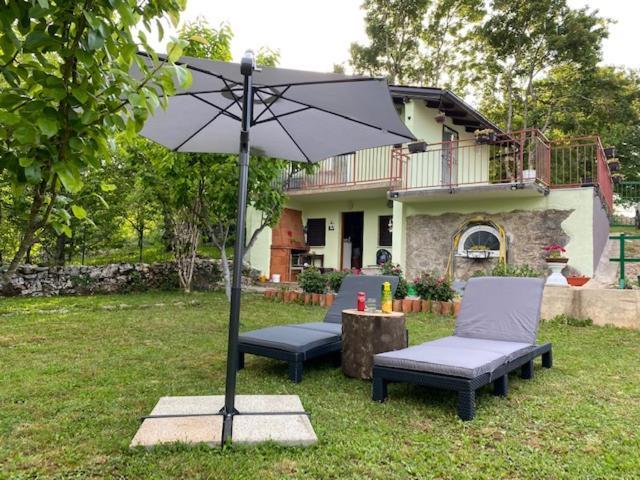 Kalista Villa Jurdani Buitenkant foto