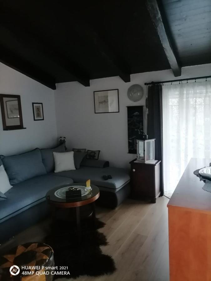 Kalista Villa Jurdani Buitenkant foto